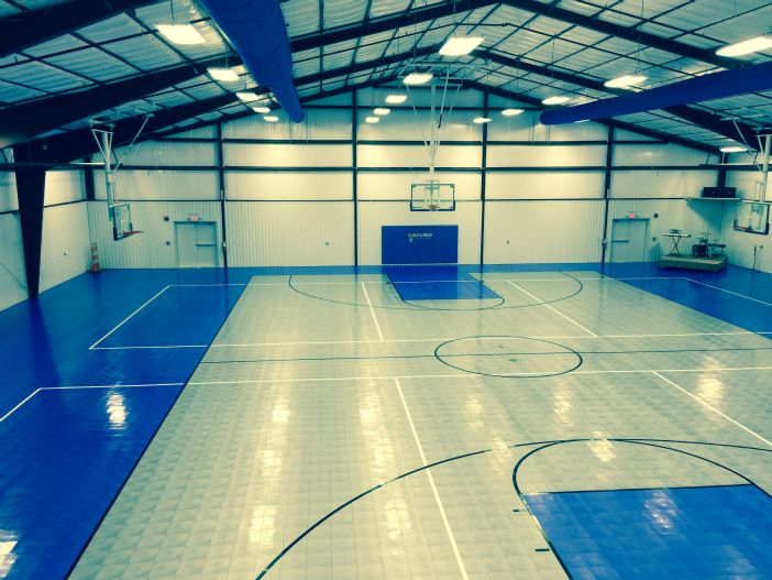 10,000 sq ft basketball and volleyball court
